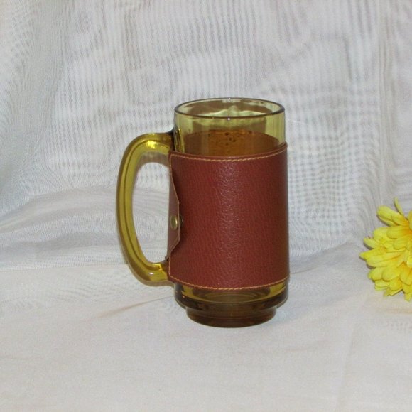 Beer Mug BANFF Vintage Gold Glass Faux Leather Sleeve Souvenir - Picture 5 of 11